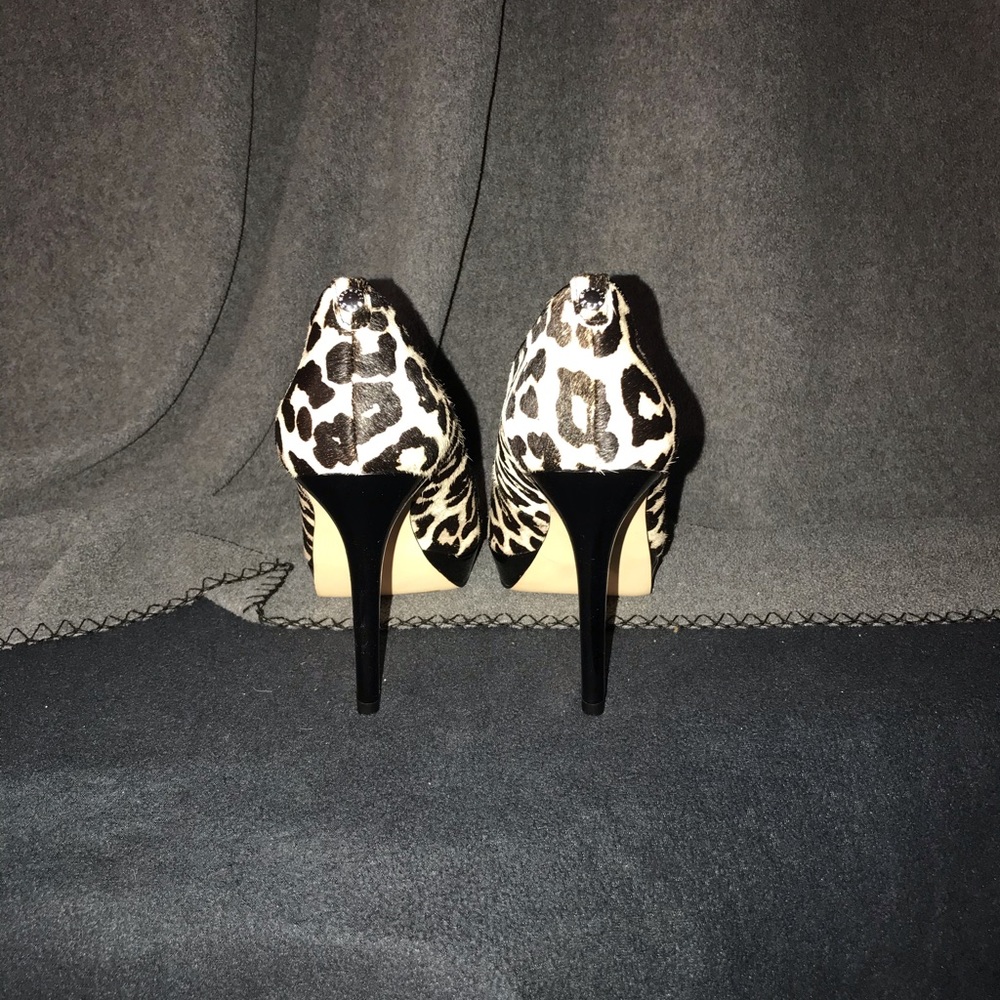 Shoes - Picture 3 of 3